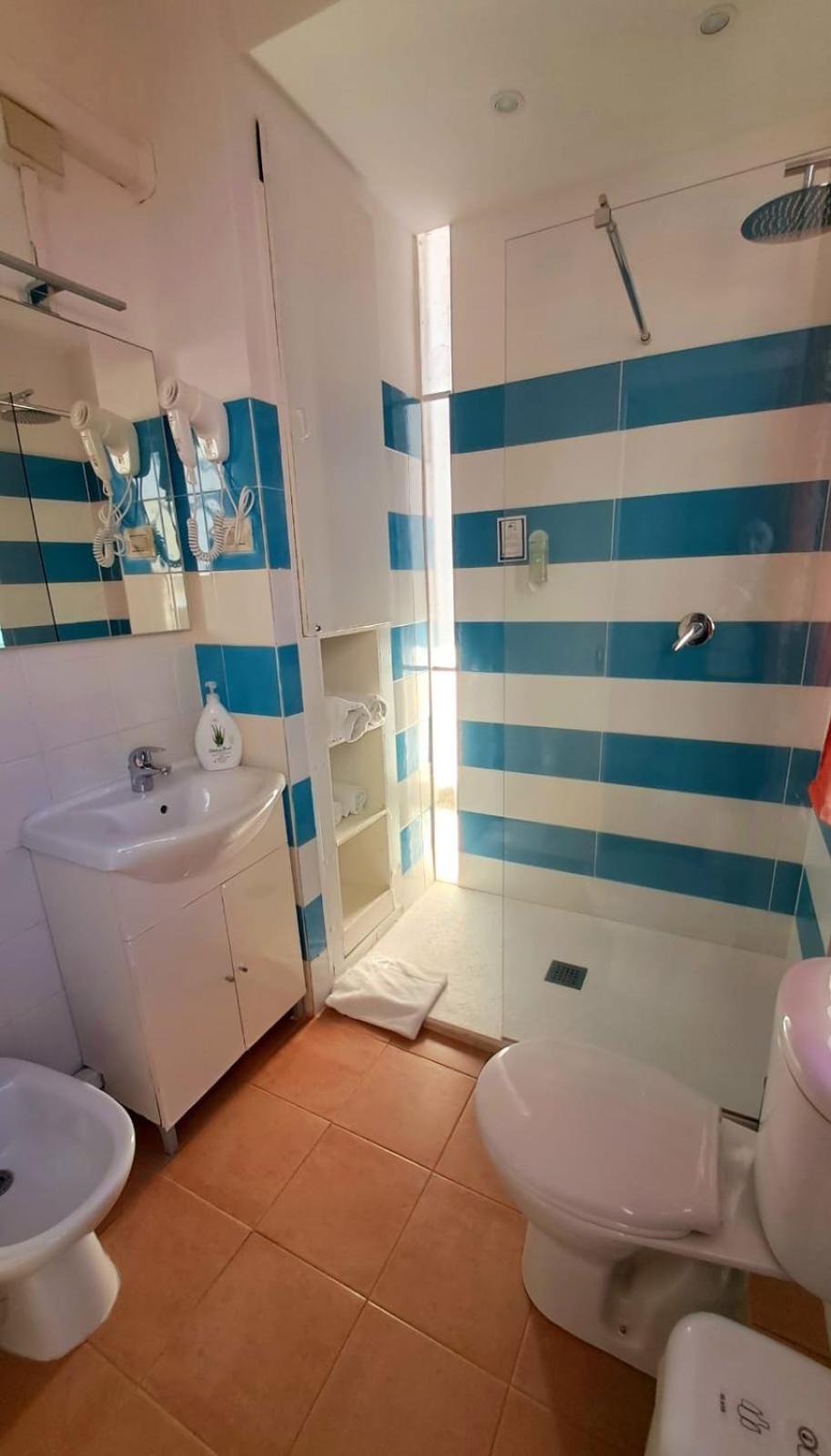 Affittacamere Miri Cagliari Bagian luar foto